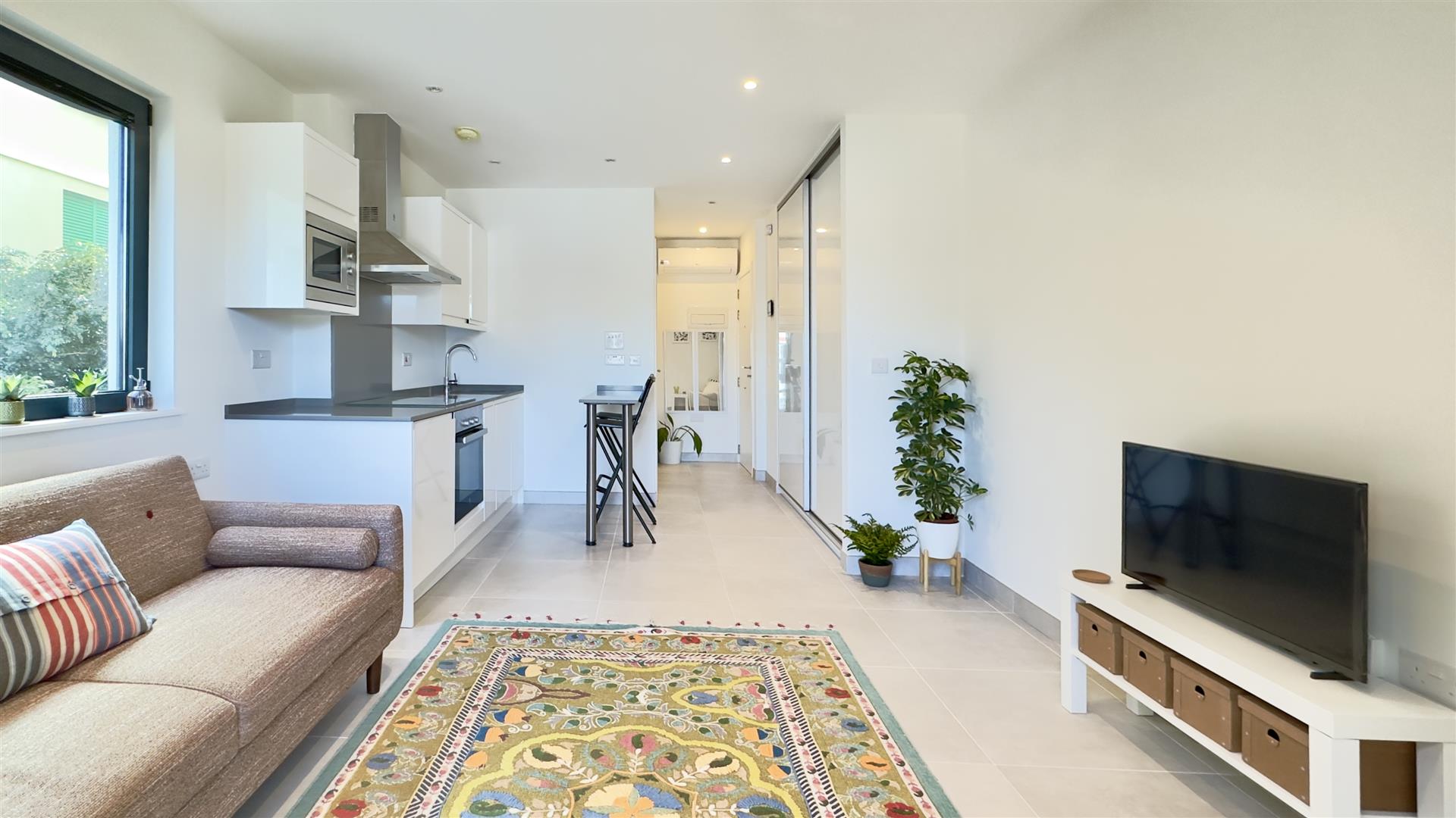 Image of Apartment - 1 Bathrooms for Sale in The Residence-Gibraltar, Image 4